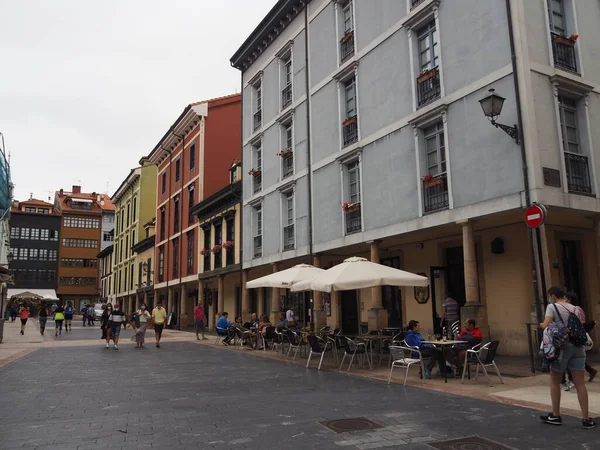 美しい旧市街とアストゥリアス州の首都オビエド スペイン — ストック写真