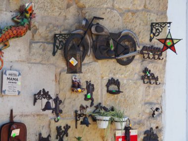 Santillana del Mar, Cantabria 'nın sevimli bir kasabası. İspanya.