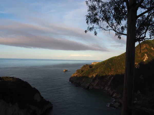Pechon bakış açısı, Cantabria 'daki Nansa halklarını görmek. İspanya.