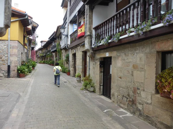 Cartes Cantabrian Municipality Its Pretty Street Stone Arches Spain — Foto Stock