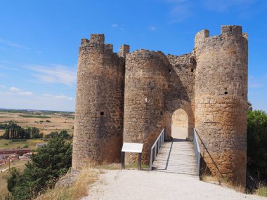 Pearanda de Duero, Burgos eyaletinde kendi kalesi olan bir belediye. İspanya.