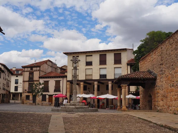 Covarrubias Муниципалитет Провинции Бургос Стенами Мощеными Улицами Испания — стоковое фото