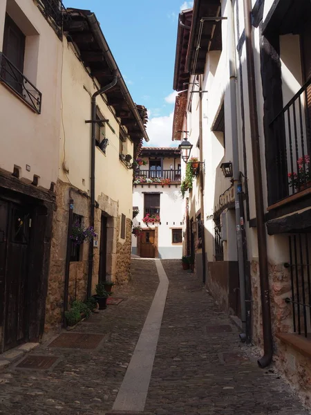 Covarrubias Municipio Provincia Burgos Con Sus Murallas Calles Empedradas España —  Fotos de Stock