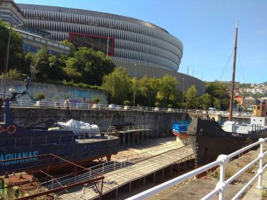 Bilbao Denizcilik Müzesi, eski Euskalduna tersanesinde. İspanya.