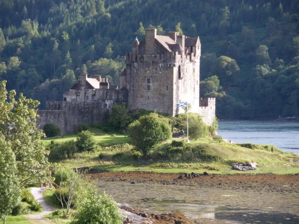 Κάστρο Αϊλίν Ντόναν Διάσημο Κάστρο Της Σκωτίας — Φωτογραφία Αρχείου