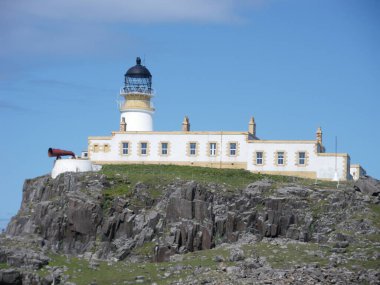 Neist Point, Skye Adası deniz fenerinin bulunduğu yer. İskoçya.