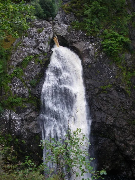 Водопад Фойерс Расположенный Недалеко Города Несс Шотландия — стоковое фото
