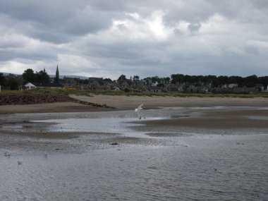 Nairn, İskoçya 'nın dağlık kesimlerindeki sahil kasabası..