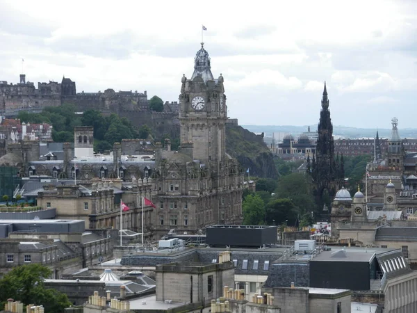 Эдинбург Столица Шотландии Красивым Средневековым Городом — стоковое фото