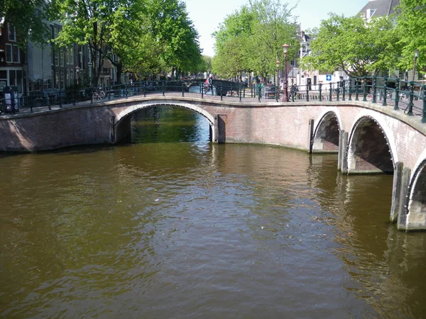 Амстердам Столица Нидерландов Знаменитыми Каналами — стоковое фото