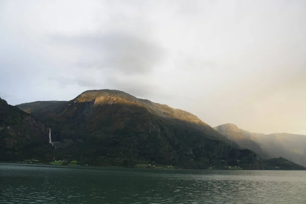 Viki Fjord Camp Located End Sognefjord Overlooking Feigefossen Waterfall Norway — Stock Photo, Image