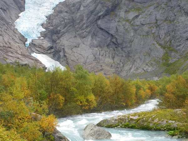 Briksdal Glacier Middle Natural Park Norway — Photo