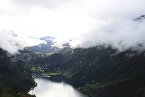 Geiranger Middle Fjord Impressive Views Norway — 图库照片
