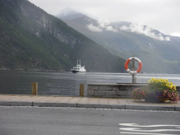 Tourism Norwegian Roads Waterfalls Fjords — Foto de Stock