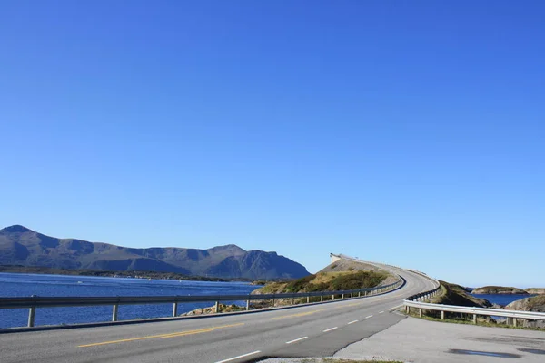 Atlantic Ocean Road Located Norway Spectacular Road — Stockfoto