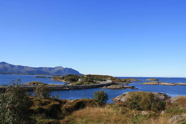 Дорога Атлантического Океана Расположенная Норвегии Является Впечатляющей Дорогой — стоковое фото
