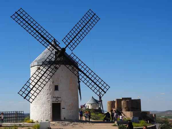 Consuegra Kota Spanyol Terkenal Karena Kincir Anginnya — Stok Foto