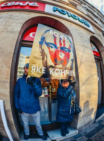 Tschechische Republik Prag 2022 Menschen Protestieren Gegen Die Russische Invasion — kostenloses Stockfoto