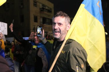 İsrail 26 / 02 / 2022: Rusya 'nın işgalini protesto eden Ukraynalılar İsrail' de yaşıyor.