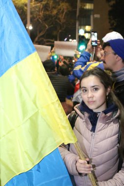 İsrail 26 / 02 / 2022: Rusya 'nın işgalini protesto eden Ukraynalılar İsrail' de yaşıyor.