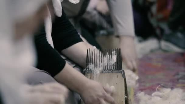 Turkish Women Make Yarn Footage — Stock Video