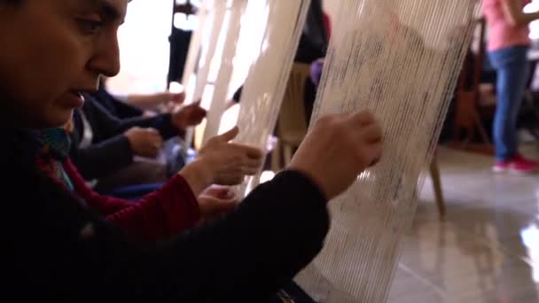 Turkish Women Collectively Weave Rugs — Stock Video