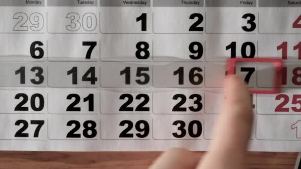 Man Changing Days Week Calendar 13Th Day Monday Concept Working — Stock Video