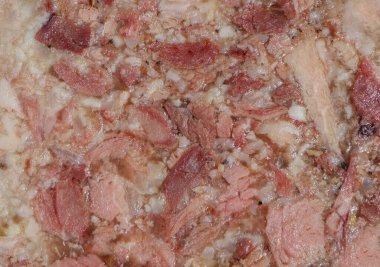 Küçük et parçalarından yapılmış sosis dokusu. Seçimler. 