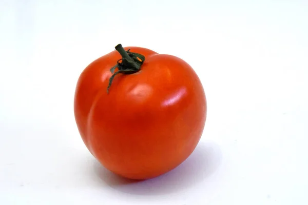 Frutas Frescas Tomate Isoladas Sobre Fundo Branco — Fotografia de Stock