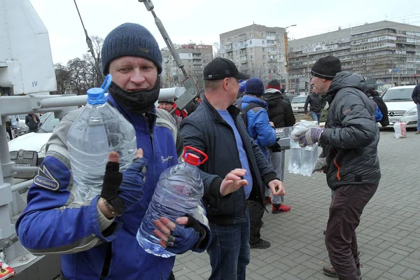 Dnipro Ukraine February 2022 Pusat Koordinasi Untuk Relawan Yang Didirikan — Foto Stok Gratis