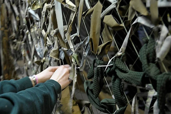 Vinnytsia Ukraine February 2022 Local Residents Make Camouflage Nets Vinnytsia — Free Stock Photo