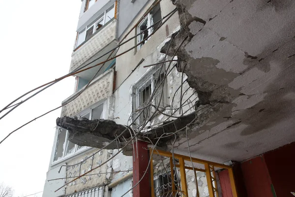 Kharkiv Ukraine February Bruary 2022 Damage Done Residential Building Seen — 免费的图库照片