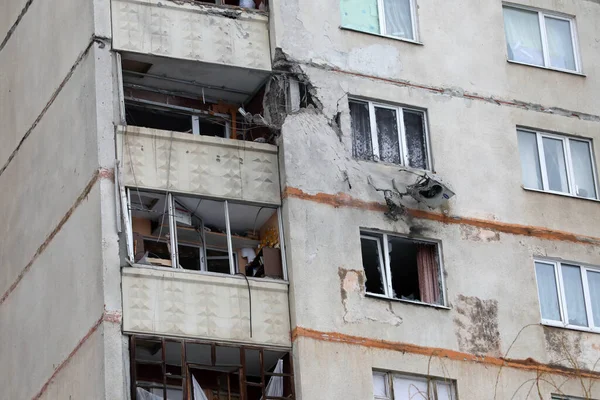 Kharkiv Ukraine February 2022 Damage Done Residential Building Seen Shelling — Free Stock Photo