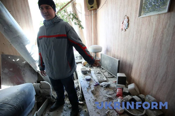 Kharkiv Ukraine February 2022 Konsekuensi Penembakan Oleh Pasukan Rusia Terlihat — Foto Stok Gratis