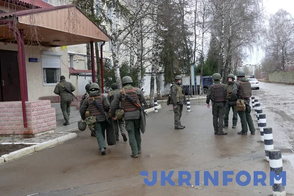 Ivano Frankivsk Ukraine Februari 2022 Gewapende Soldaten Patrouilleren Straten Van — Stockfoto