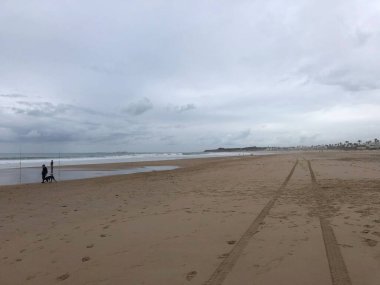 Cdiz ili, Andaluca 'nın en güzel plajları, ve muhtemelen İspanya' da, hayatın tadını çıkarabileceğiniz eşsiz, sakin, sakin bir çevrede..