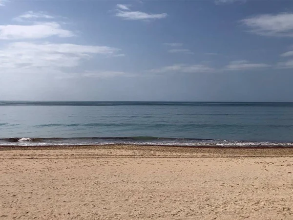 Παραλία Στο Cadiz Chiclana Και Tarifa Νερό Και Φύκια Άμμος — Φωτογραφία Αρχείου