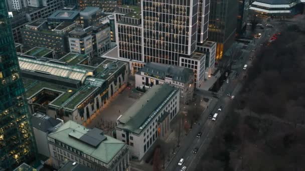 Aerial View Frankfurt Avrupa Nın Göbeğindeki Ofis Gökdeleniname — Stok video