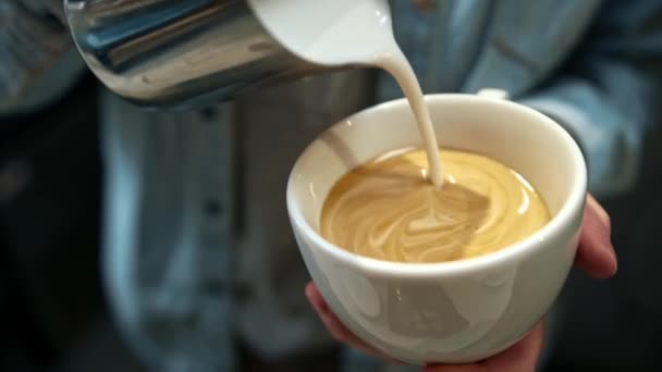 Barista Steaming Milk Barista Prepares Latte Coffee Drink Latte Close — Vídeo de Stock
