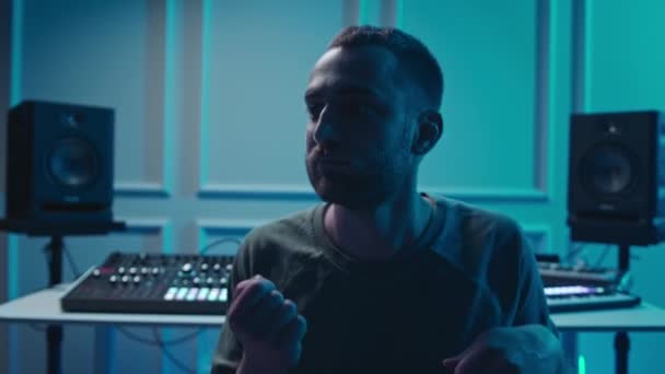 Music Producer Dancing Music Studio Man Drugs Electonic Music — Stok video