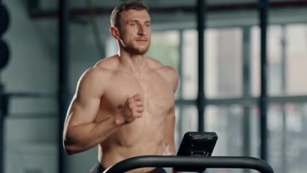 Male Athlete Athlete Doing Cardio Training Treadmill Bodybuilder — Video