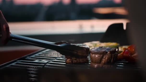 Bbq Close Filet Mignon Steak Grilled Vegetables Cooking — Vídeo de Stock