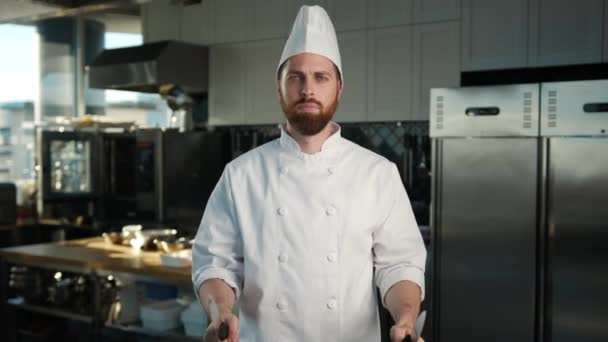 Professional Kitchen Portrait Chef Brandishing Knives Ninja — Stock Video