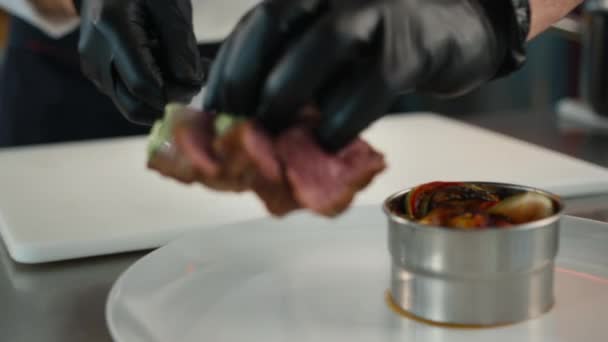 Chef Puts Filet Mignon Plate Ratatouille Serving Food Restaurant — Videoclip de stoc