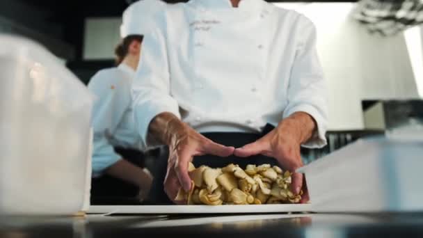 Professional Kitchen Close Chef Cuts Mushrooms Prepares Delicious Dish Restaurant — Stock Video