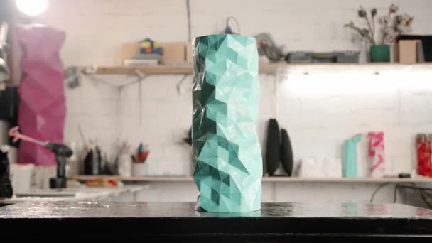 Patterned Pattern Vase Workshop Sculptor Artist Artisan — Stockvideo