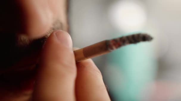 Male Portrait Close Man Smokes Cigarette Workshop Sculptor Tired Resting — Vídeo de stock