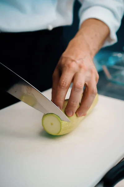 Close Chef Slicing Zucchini Professional Restaurant Kitchen — Stockfoto