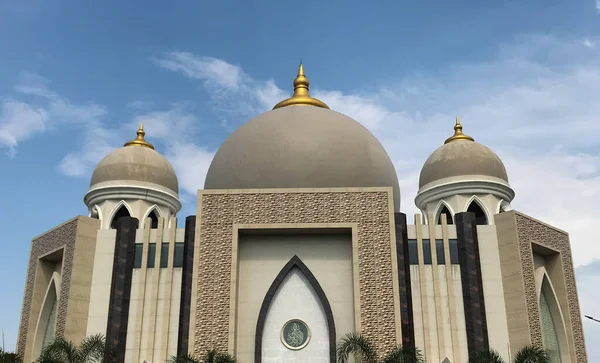 Grande Mesquita Céu Azul — Fotografia de Stock