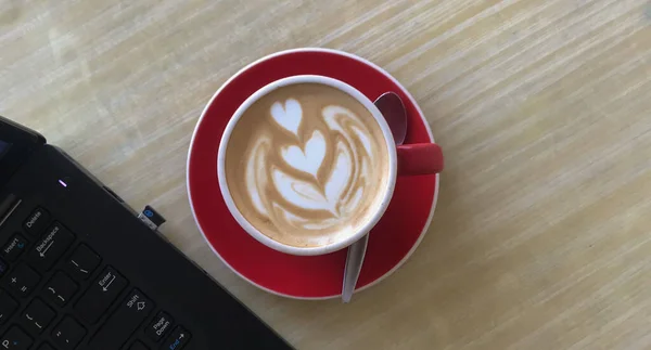 アラビカのコーヒーから作られたカプチーノ — ストック写真